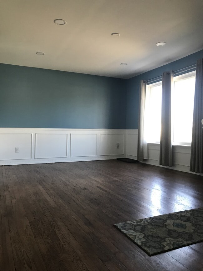 Building Photo - 4 BED/2 BATH ADORABLE, SPACIOUS SINGLE FAMILY HOME ---- FORREST DR. CANTON
