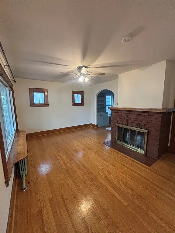 Building Photo - 452 Tennyson Ave