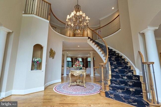 Building Photo - 7841 Montvale Way