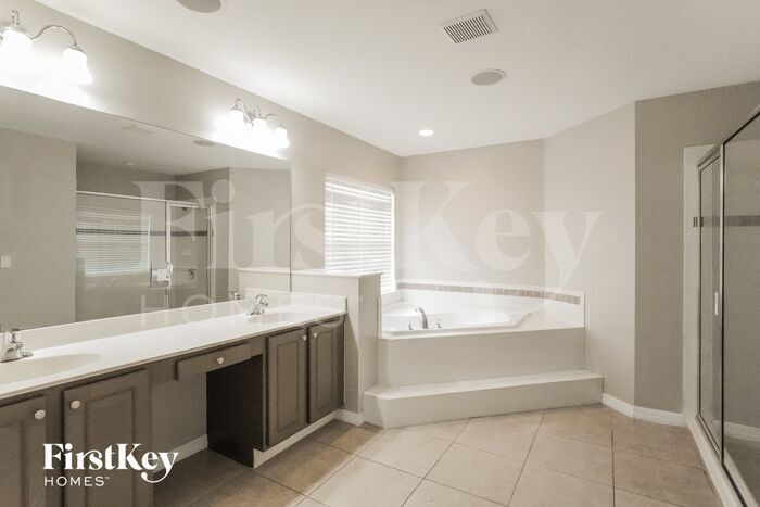 Building Photo - 505 Orsota Ct