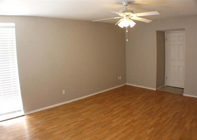 Building Photo - 4633 Wild Indigo St