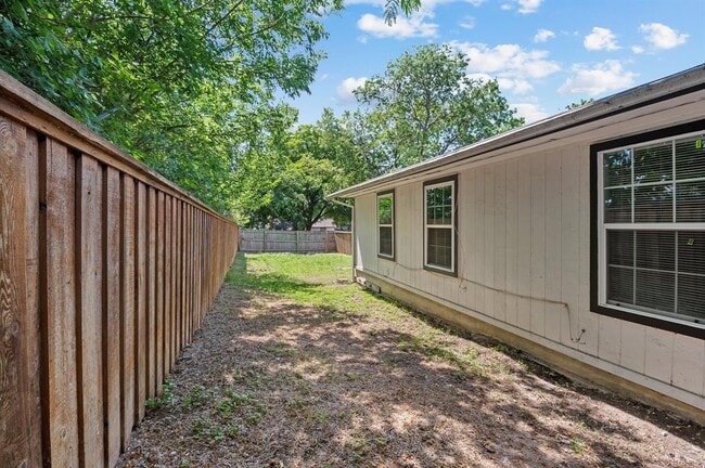 Building Photo - 7617 Meador Ave