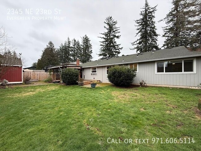 Building Photo - 2345 NE 23rd St