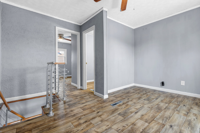 Building Photo - 246 E Penning Ave