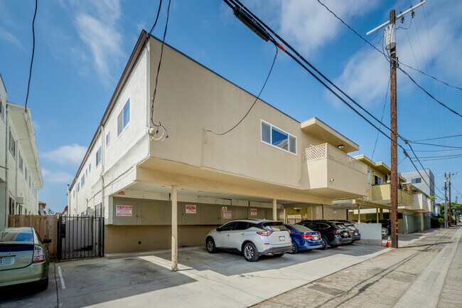 Carport - 12726 Caswell Ave
