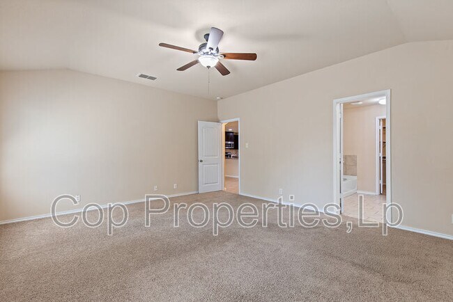 Building Photo - 12110 Kruth Pt