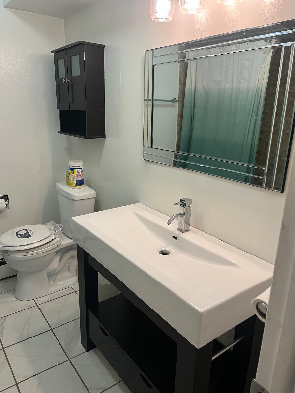 Building Photo - 10445 S Keating Ave