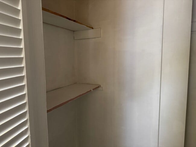 Building Photo - Spacious 3 Bedroom, 1.5 Bath House for Rent in Brewer