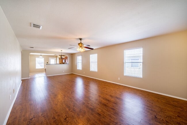 Building Photo - 8438 Silver Willow