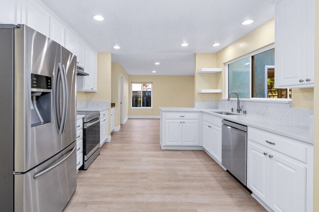 Building Photo - Browns Valley 3 bed 2 bath home