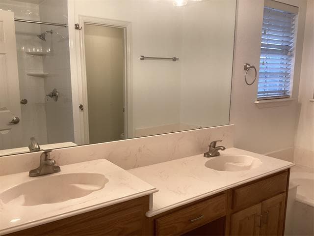 Building Photo - 222 San Jacinto Ct