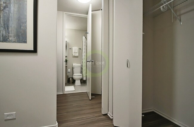 Building Photo - 1150 N Dearborn St