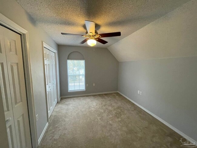 Building Photo - 201 Wildflower Ln