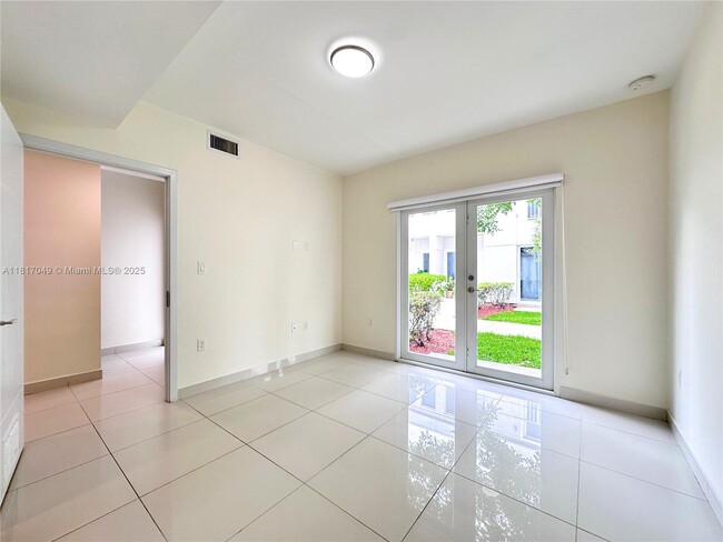 Building Photo - 13740 SW 259th St
