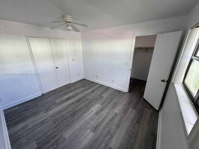 Building Photo - 3947 NW 87th Ave