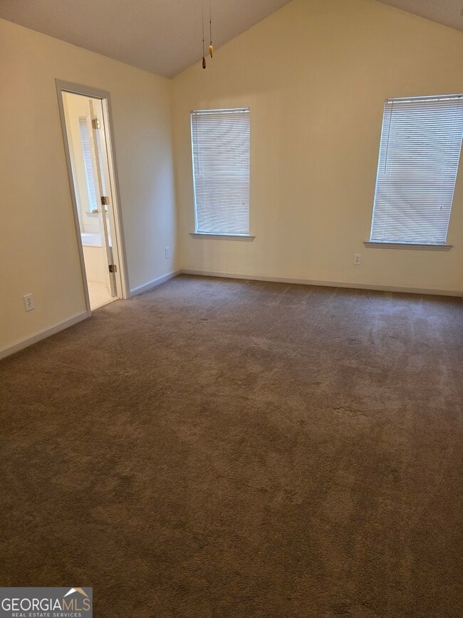 Building Photo - 7016 Hollow Oak Ct