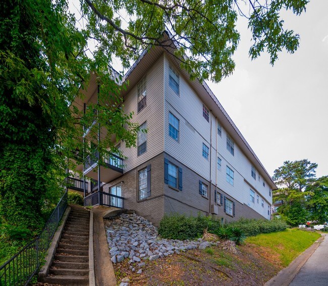 Crestview Apartments Birmingham, AL Apartment Finder