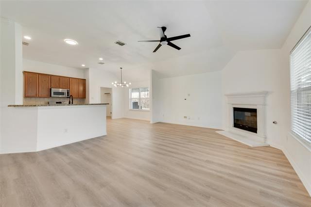 Building Photo - 7616 Val Verde Dr