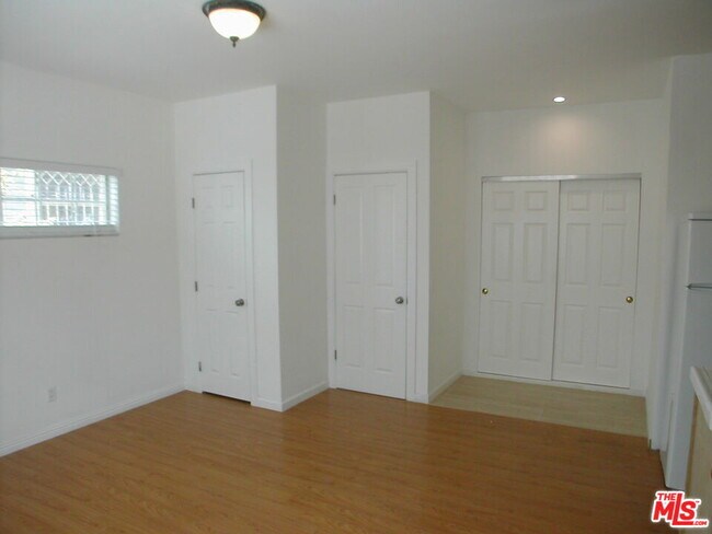 Building Photo - 5822 Harold Way