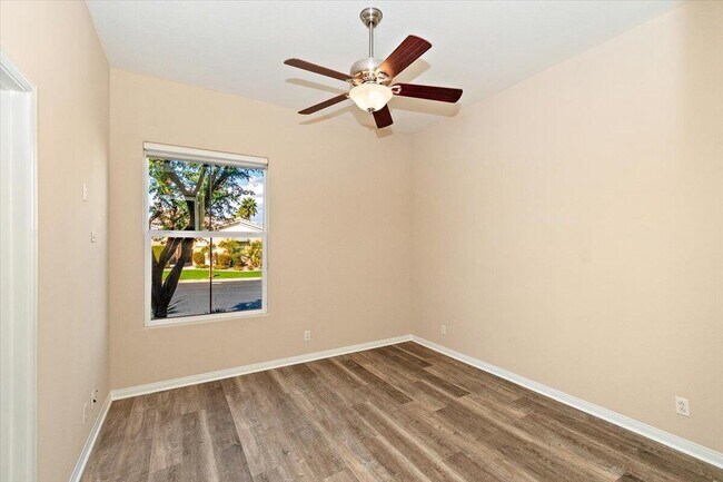 Building Photo - 80215 Queensboro Dr