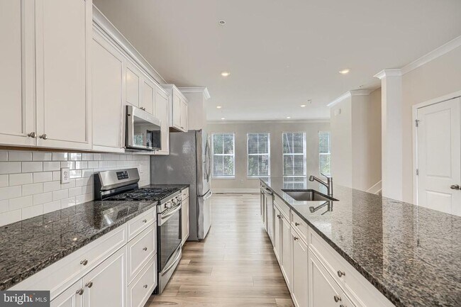 Building Photo - 11409 Starlight Pl