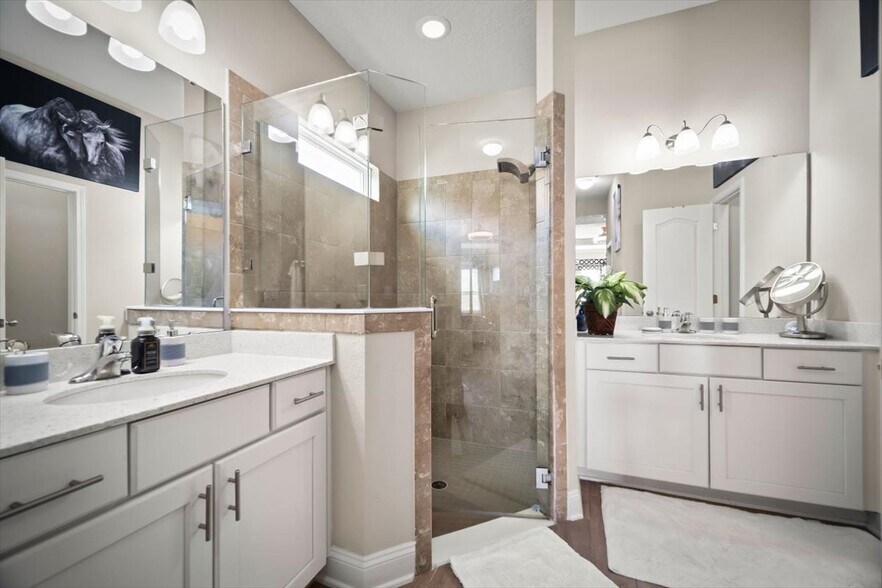 Building Photo - 2941 Oak Stream Dr