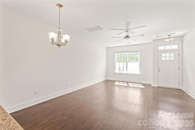 Building Photo - 2564 Tranquil Oak Pl