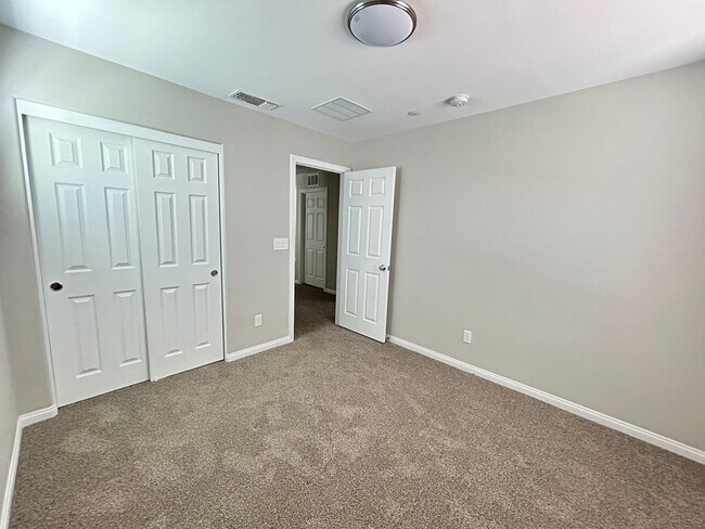 Building Photo - Inspirada 4-Bedroom 3-Bathroom Home!