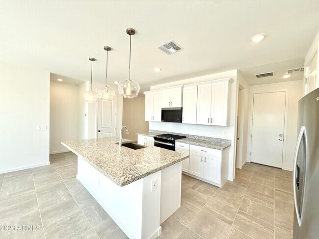 Building Photo - 17339 W Eva St