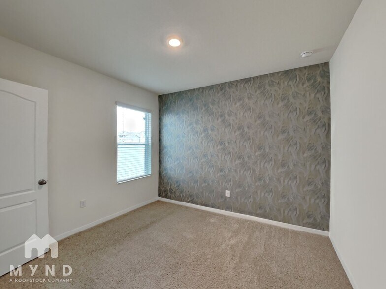 Building Photo - 1544 Gladewater Rd