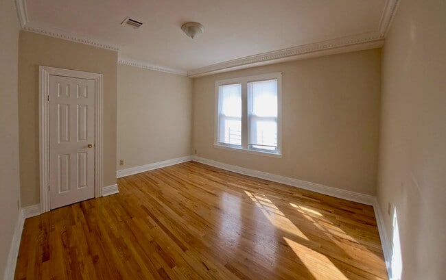 Building Photo - 817-819 Avenue C