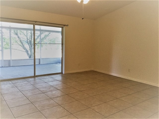 Building Photo - 12241 Woodglen Cir