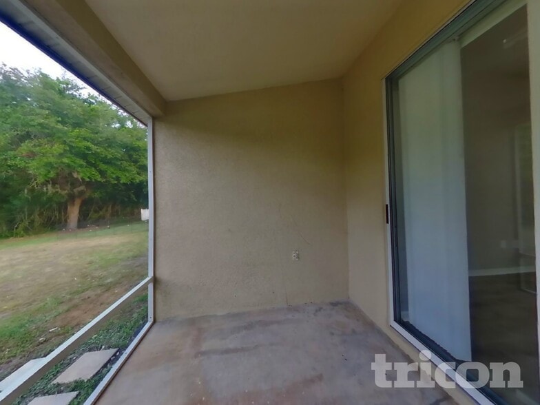 Building Photo - 31137 Chatterly Dr