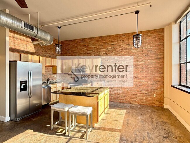 Building Photo - 1301 Market St