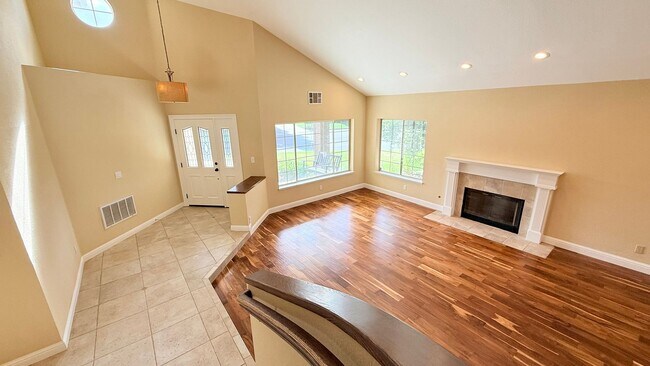 Building Photo - Stunning 4BD/3BA, Two-Story Home With Swimming Pool in Bettencourt Ranch, Danville- Available NOW!