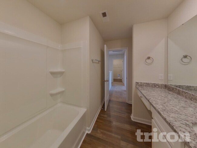 Building Photo - 4008 Reinfield Dr