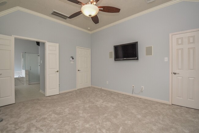 Building Photo - 4006 Dell Ln