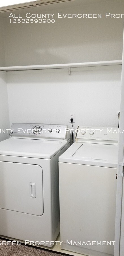 Building Photo - 226 Seattle Blvd S