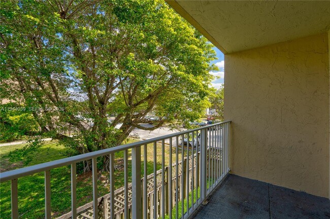 Building Photo - 5102 NW 79th Ave