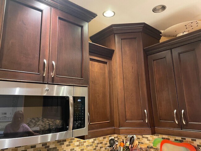 Building Photo - 10798 Waterberry Dr