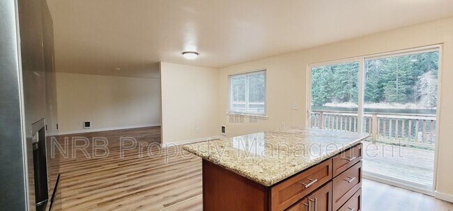 Building Photo - 31313 62nd Ave Ct S