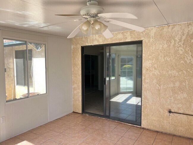 Building Photo - 4520 Pso Hermoso