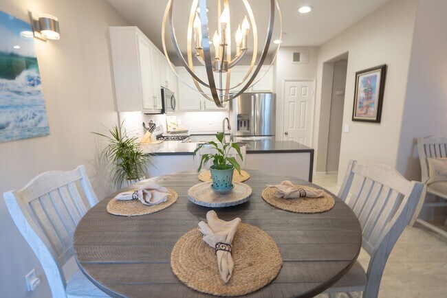 Building Photo - Beautiful Home in San Elijo, Morgans Corner!