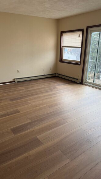 Building Photo - 541 Revere St