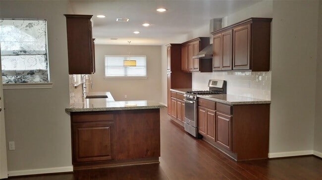Building Photo - 10506 Chatterton Dr