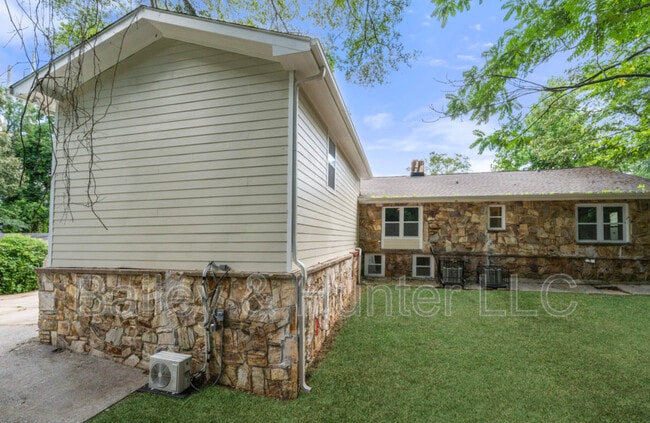 Building Photo - 1721 Hortense Pl NW