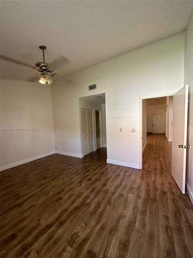 Building Photo - 8265 NW 70th St