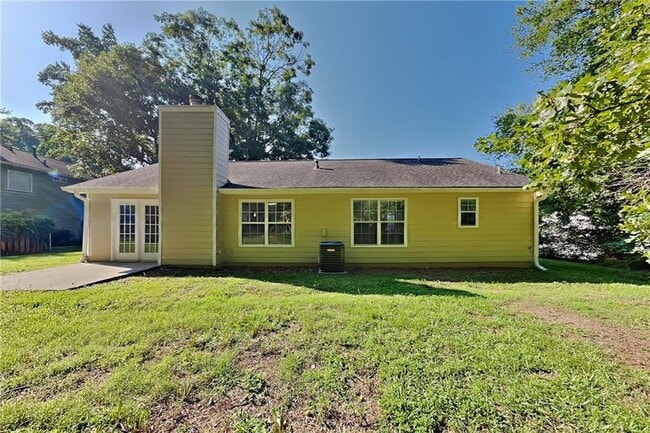 Building Photo - 2890 Williams Farm Dr