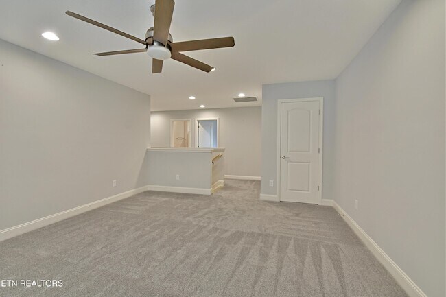 Building Photo - 9634 Snowy Clf Ln
