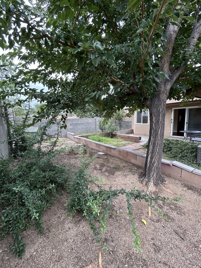 Building Photo - 7061 Luella Anne Dr NE